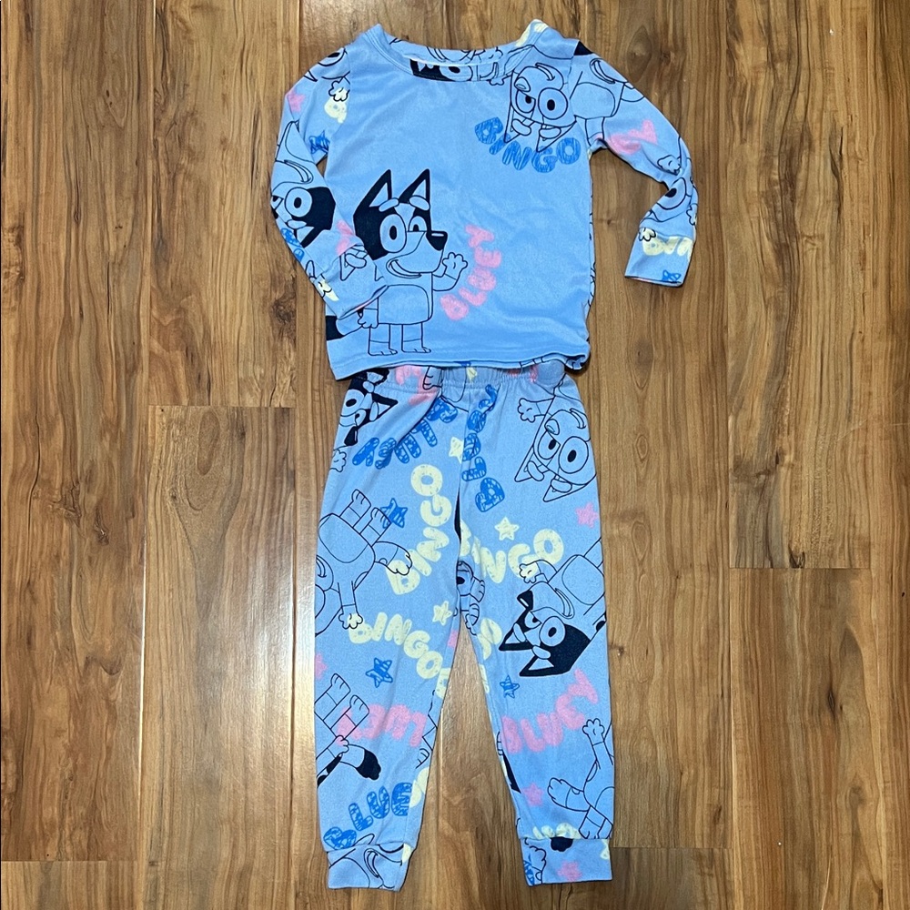 Bluey Pajamas Set